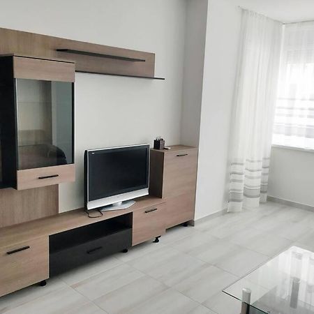 Plaza Apartman - City Center, Free Parking, Free Wifi Debrecen Dış mekan fotoğraf